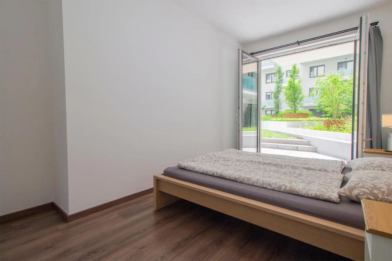 Corvin Modern Two Bedroom Apartment Free Parking بودابست 0*,  المجر