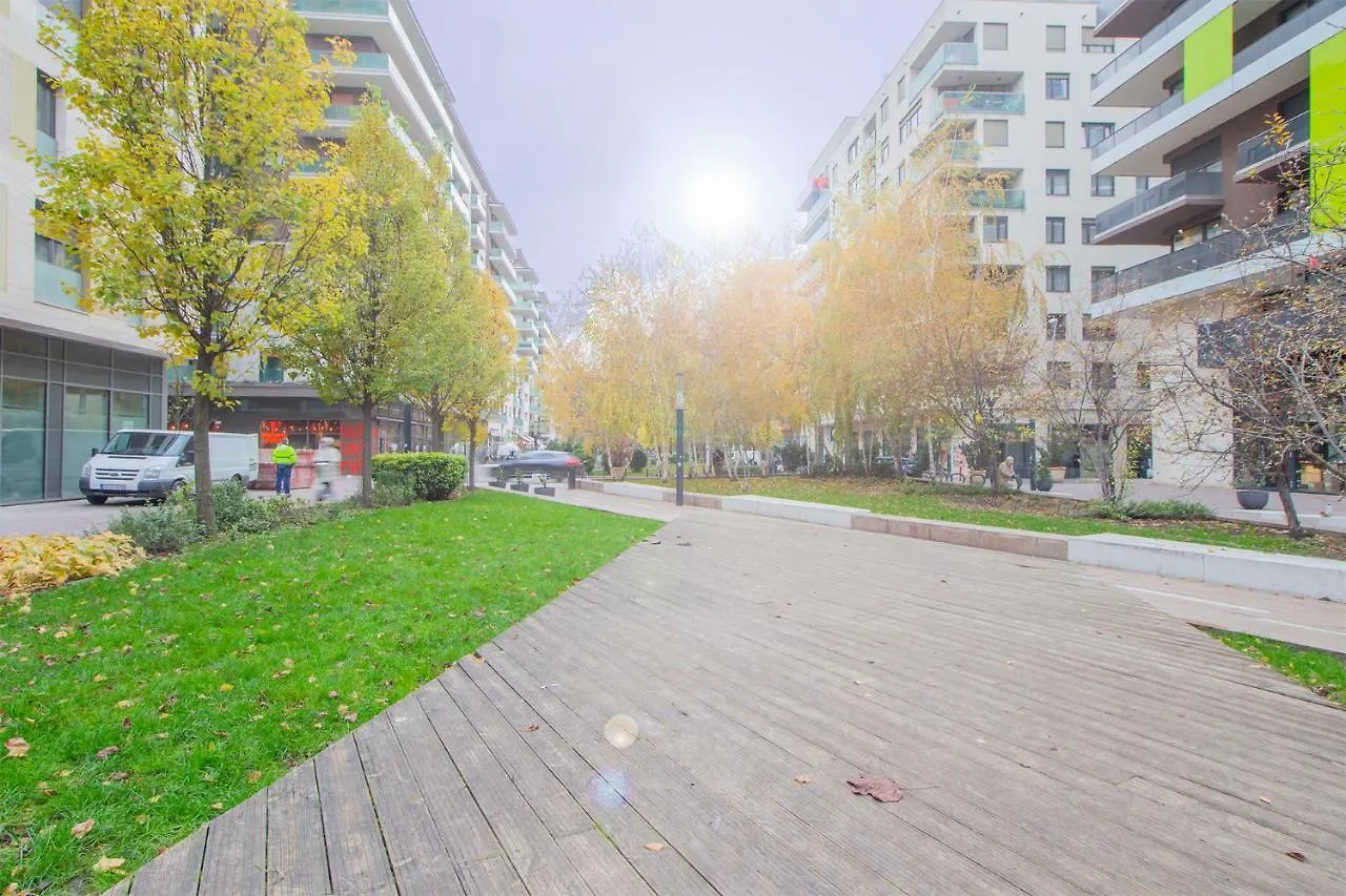 Corvin Modern Two Bedroom Apartment Free Parking Budapeszt