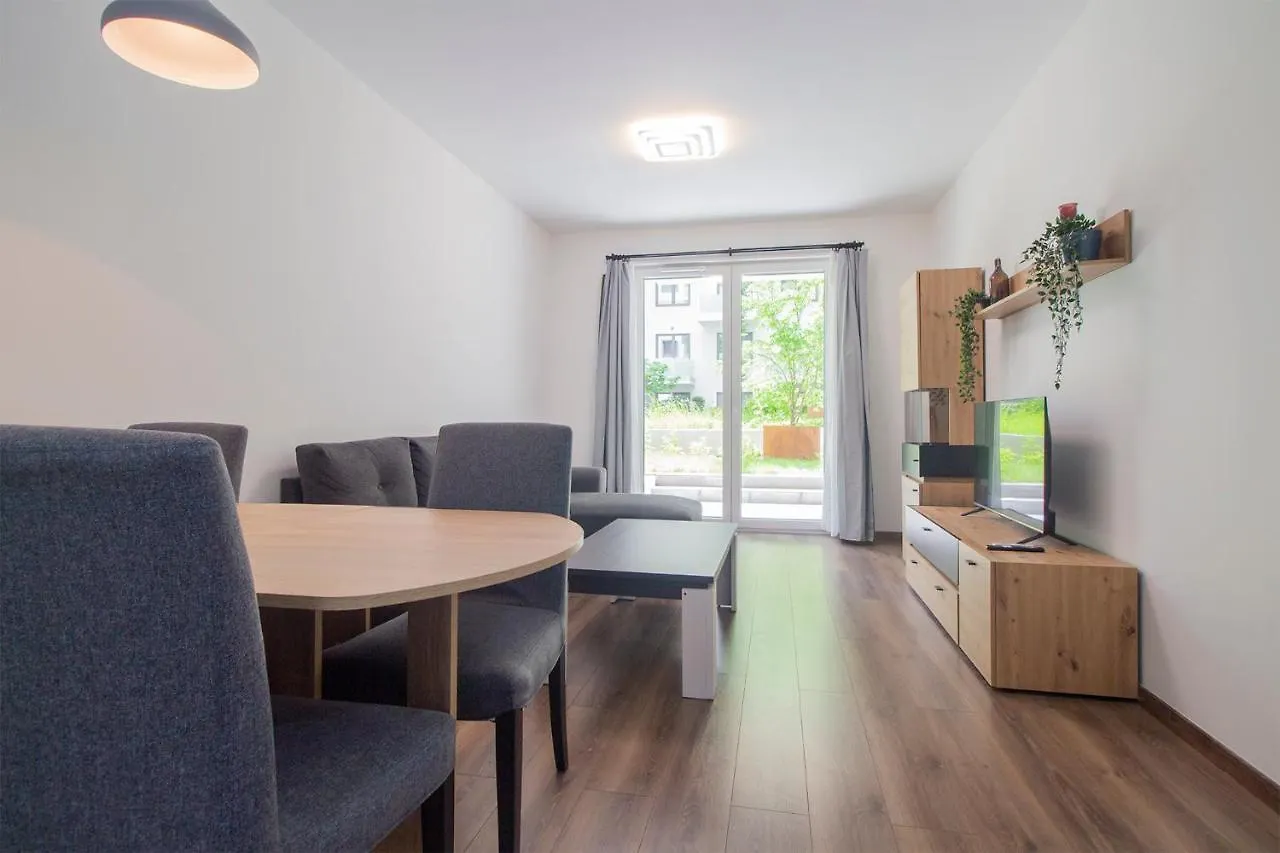 Corvin Modern Two Bedroom Apartment Free Parking Budapeszt
